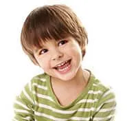 Criança sorrindo — Primare Kids